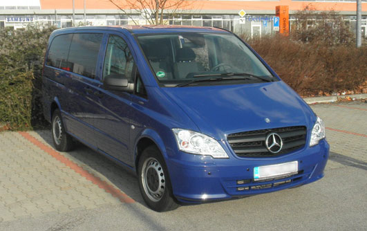 Schwechat taxi mercedes #3